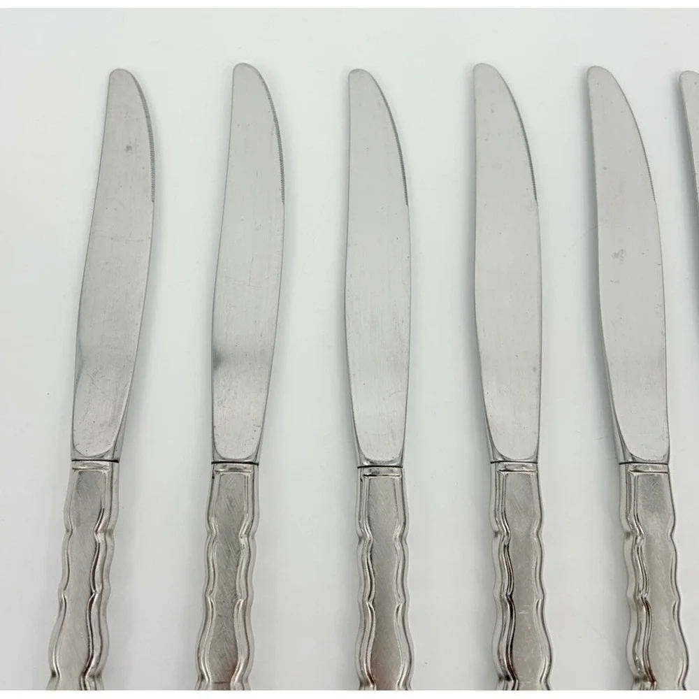 Oneida Community Cello Set of 8 Dinner Knives Stainless Flatware